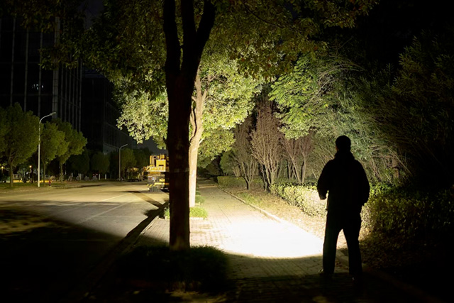 Weltool F9R Pilgrim 5400[ 4000K | Weltool KA㗝_ Pro Light Japan